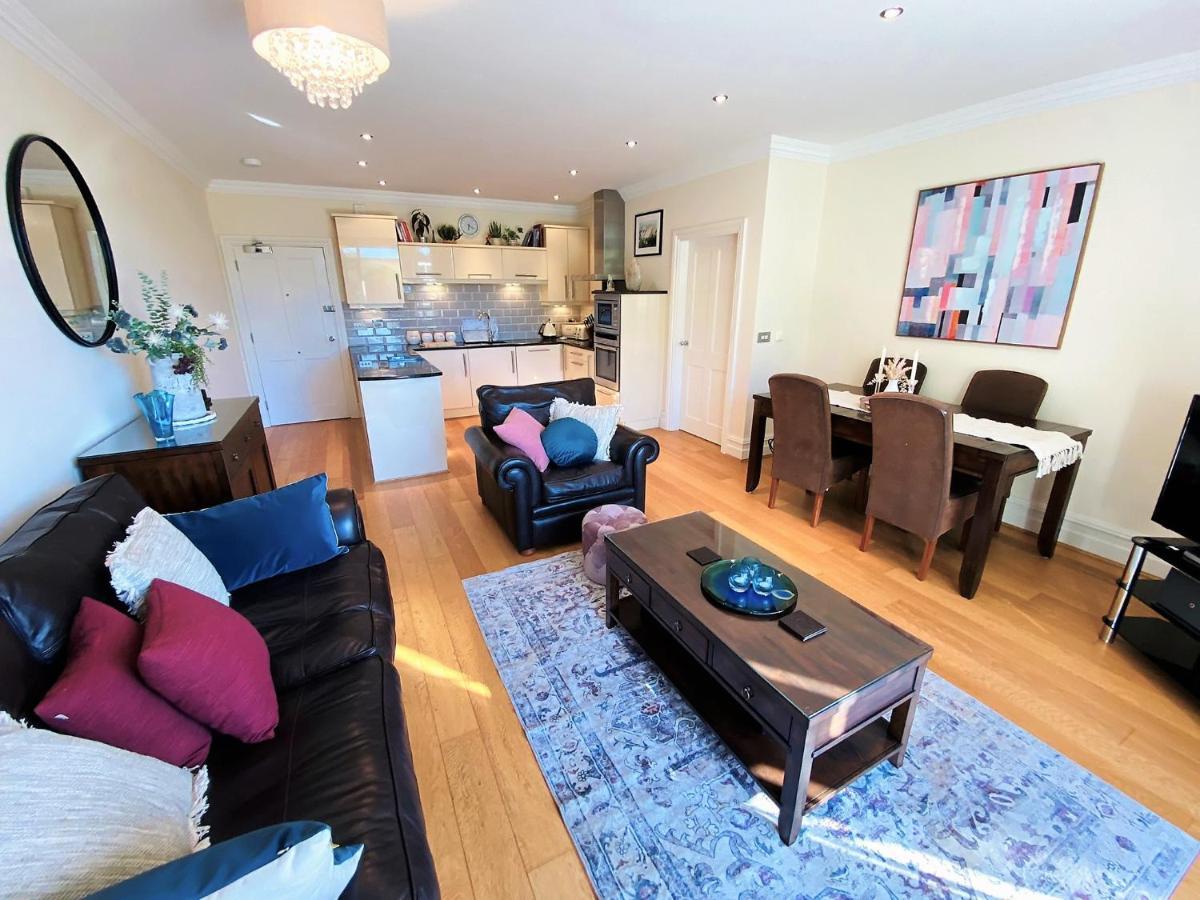 Hazelwood Hideaway: Spacious 2 Bed Apartment Silverdale  Eksteriør billede
